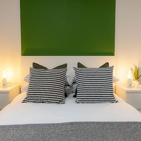 Camden Apartments Next To Market And Tube Station Лондон Екстериор снимка